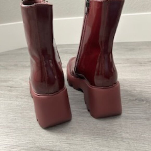 Naked Feet Burgandy Bootie SZ 6 NWOT - Picture 4 of 4